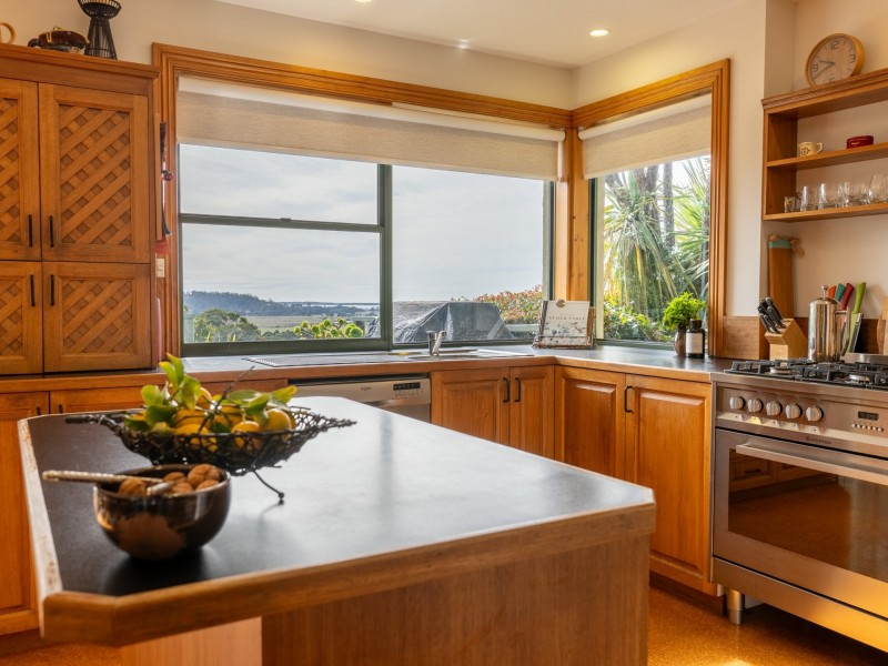 9 View Street, St Helens TAS 7216