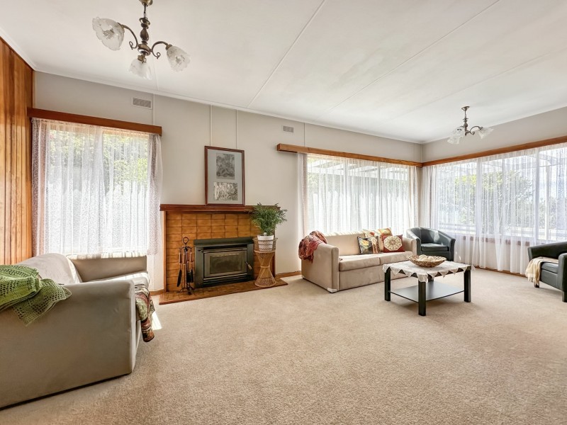 12 Georges Bay Esplanade, St Helens TAS 7216