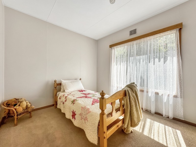 12 Georges Bay Esplanade, St Helens TAS 7216