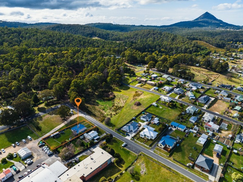 4 Hugh Street, St Marys TAS 7215