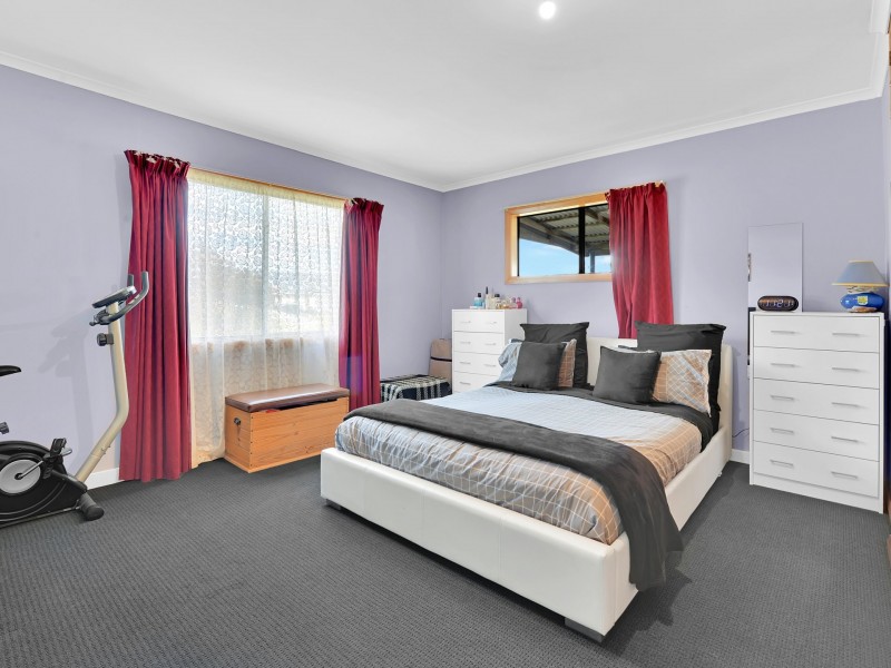 4 Hugh Street, St Marys TAS 7215