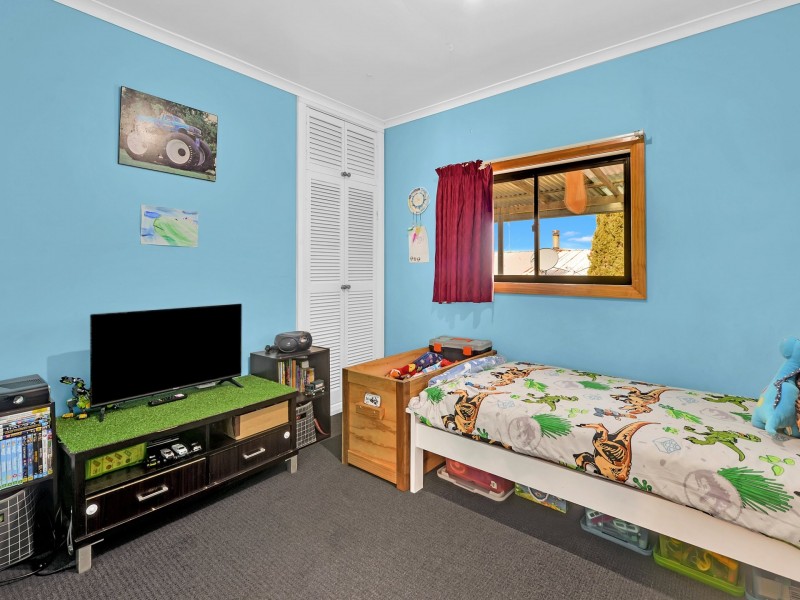 4 Hugh Street, St Marys TAS 7215