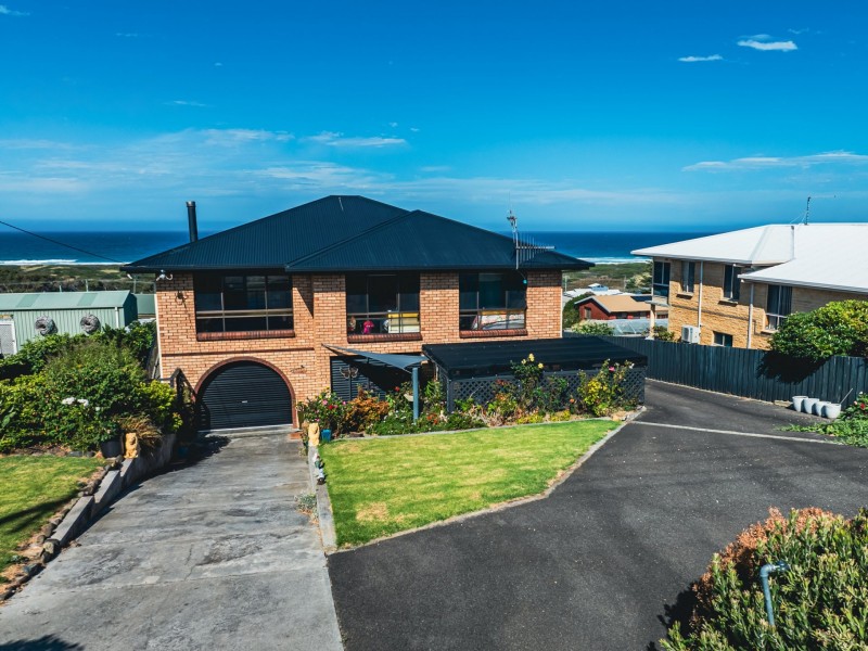 19 George Street, Scamander TAS 7215