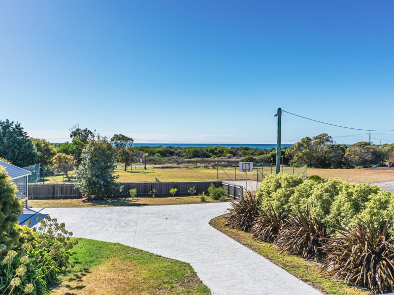 2 Beaumaris Avenue, Beaumaris TAS 7215