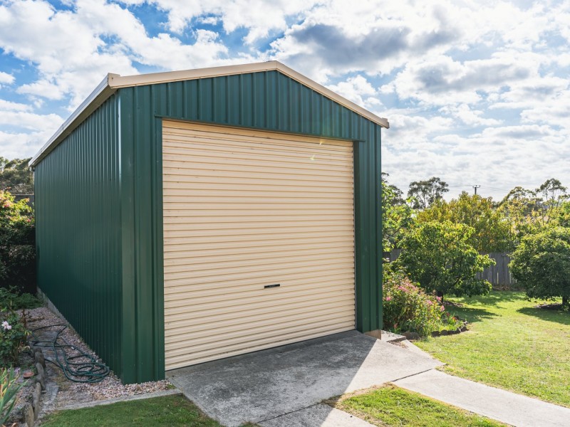 1 Halcyon Grove, St Helens TAS 7216
