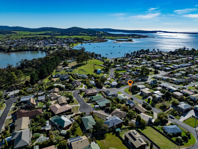 6 Erythos Grove, St Helens TAS 7216