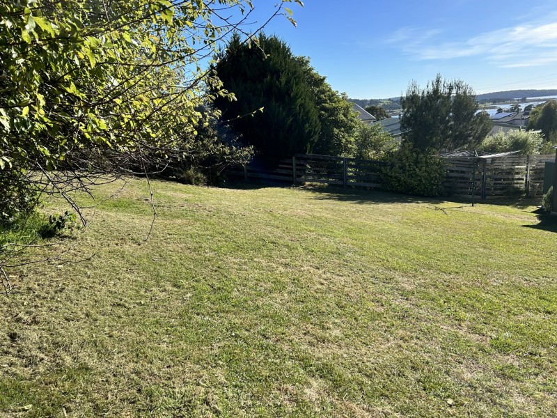 6 Erythos Grove, St Helens TAS 7216