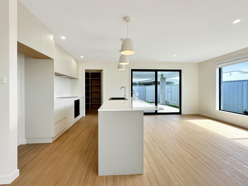 Unit 1/6 Mill Court, St Helens TAS 7216