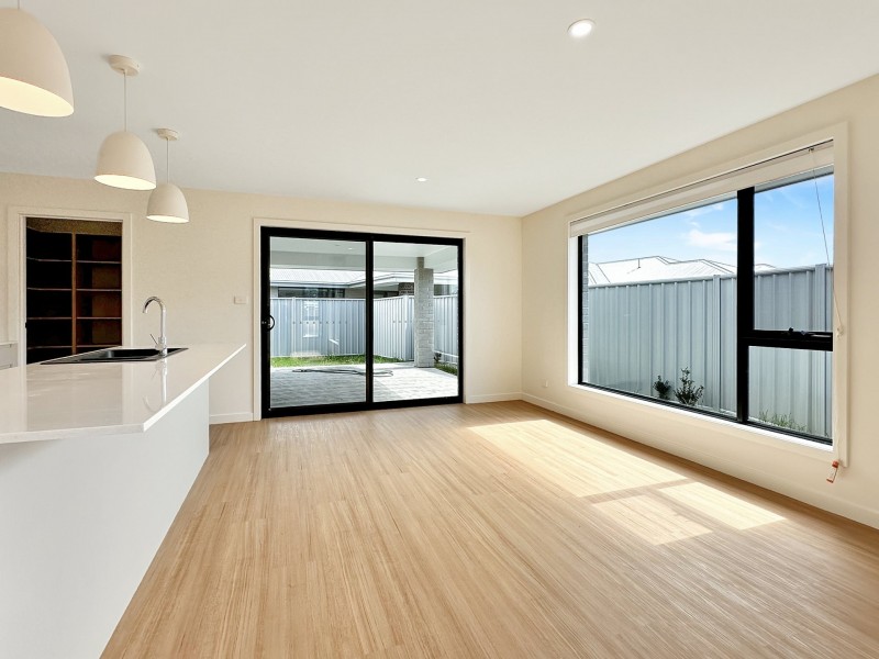 Unit 1/6 Mill Court, St Helens TAS 7216