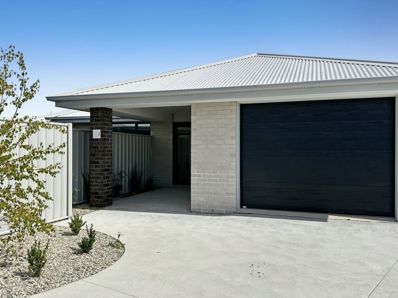 Unit 2/6 Mill Court, St Helens TAS 7216