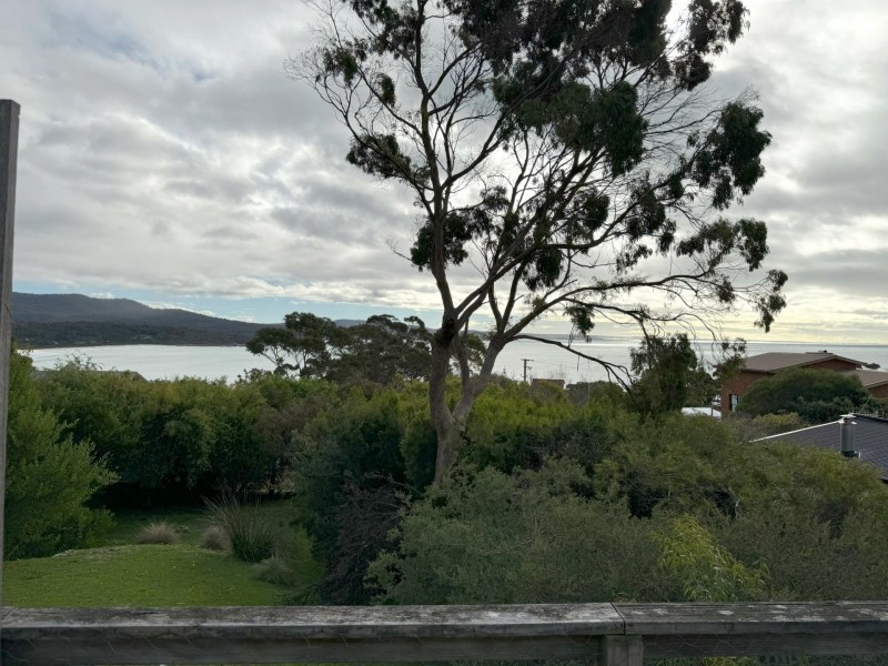 13 Beven Heights, Binalong Bay TAS 7216