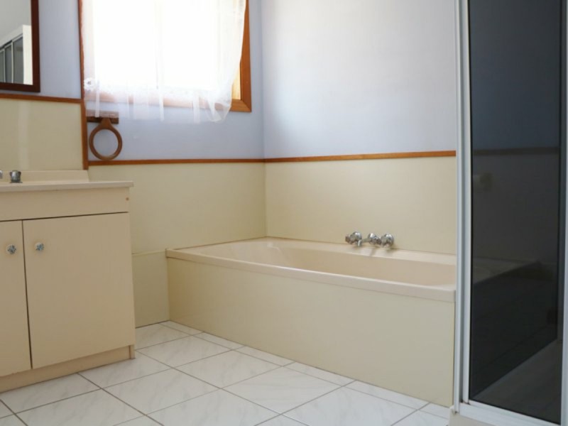 188 Main Road, Binalong Bay TAS 7216