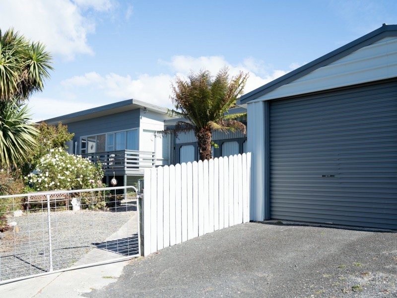 16 Beaumaris Avenue, Beaumaris TAS 7215