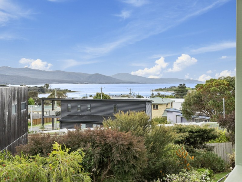 6 Gordon Heights, Bicheno TAS 7215