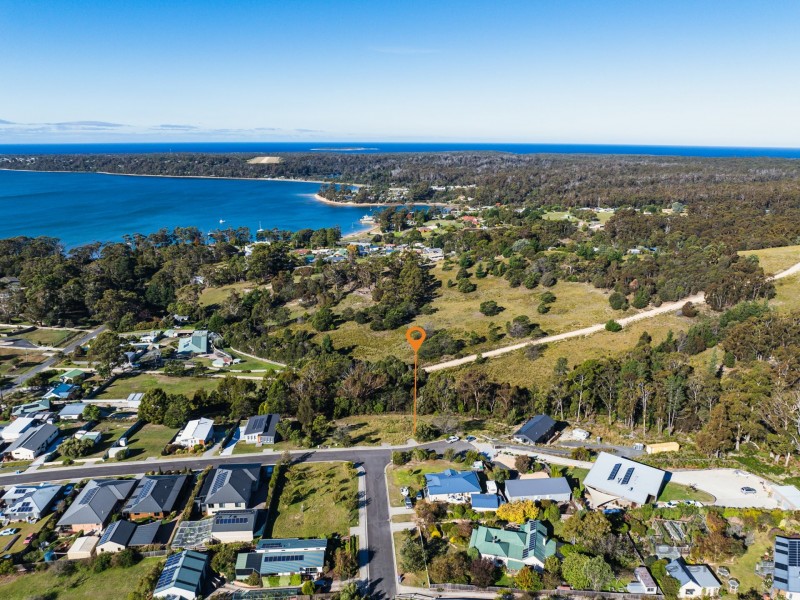 17 Bayvista Rise, St Helens TAS 7216