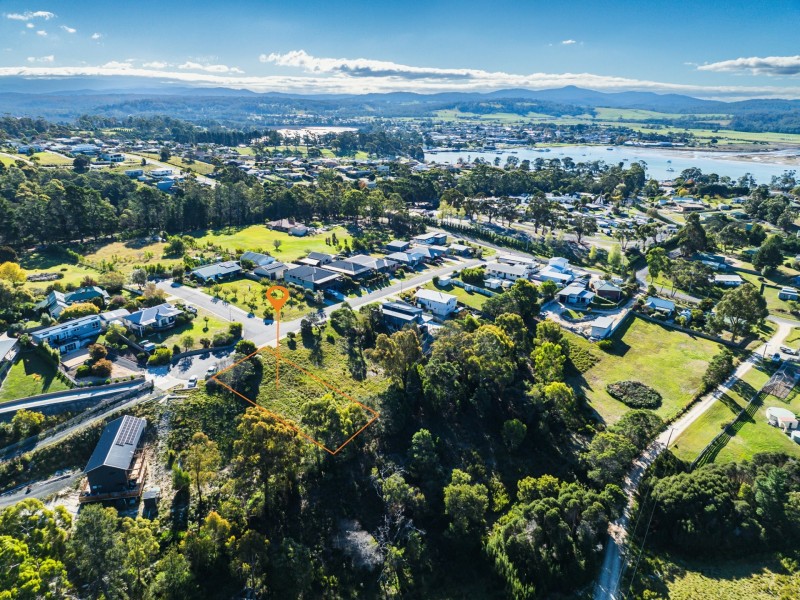 17 Bayvista Rise, St Helens TAS 7216