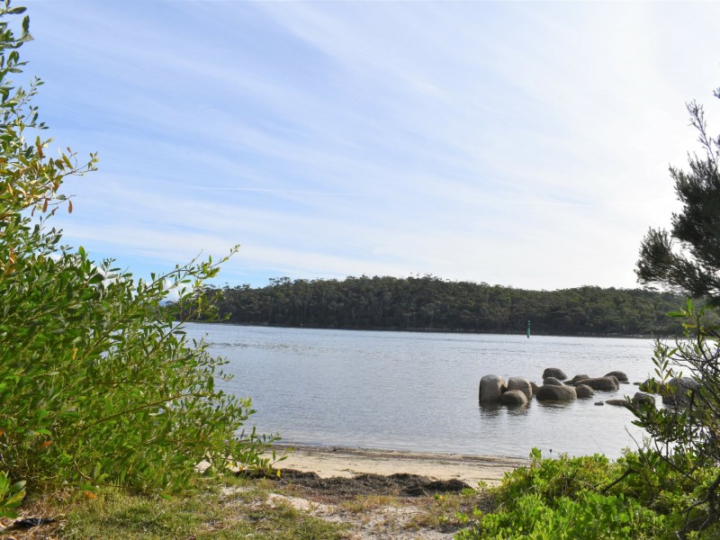 8-10 Richard Court, Akaroa TAS 7216