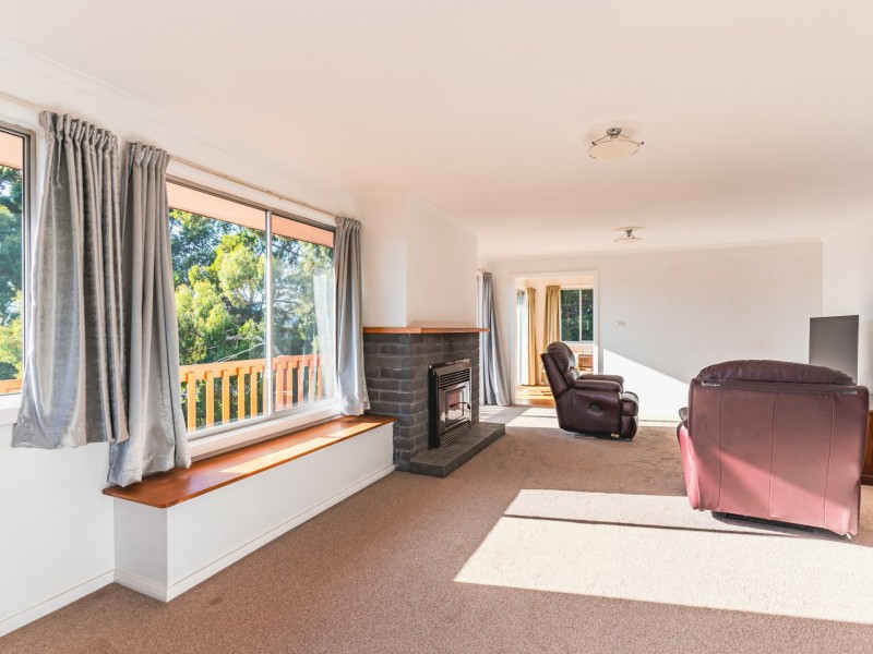 7 Lawry Heights, St Helens TAS 7216