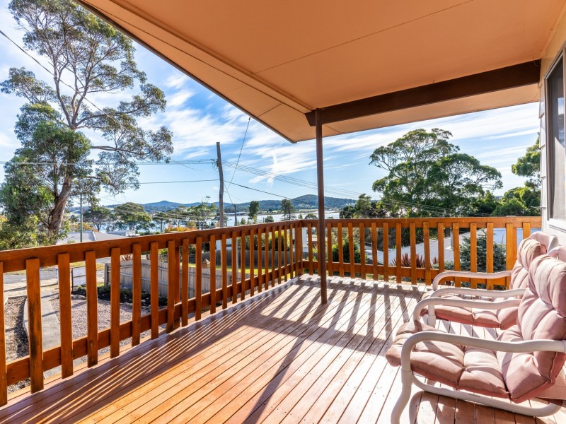 7 Lawry Heights, St Helens TAS 7216