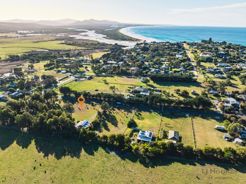 8 Franks Street, Falmouth TAS 7215