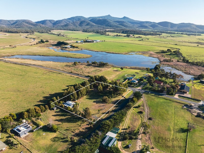 8 Franks Street, Falmouth TAS 7215