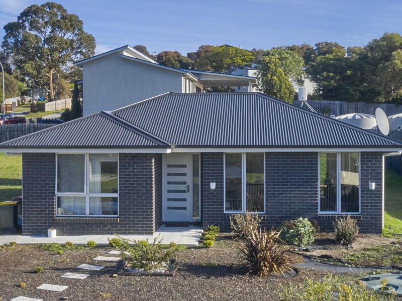 195 Hazard Drive, Coles Bay TAS 7215