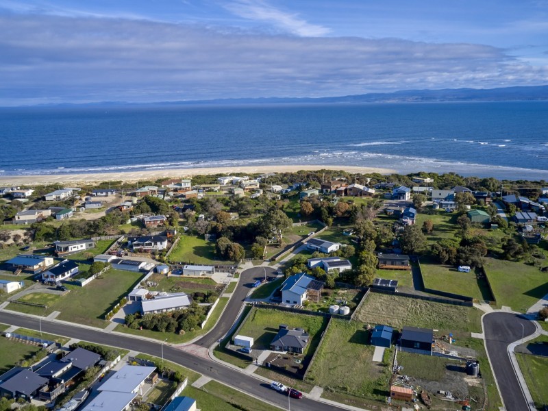 195 Hazard Drive, Coles Bay TAS 7215