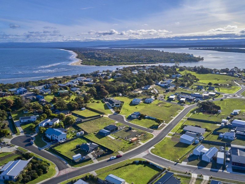195 Hazard Drive, Coles Bay TAS 7215