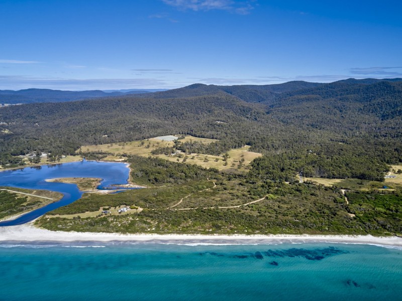 100 Tasman Highway, Douglas River TAS 7215