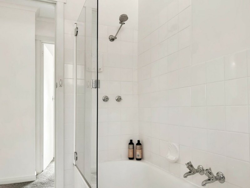 16 Highcrest Avenue, Binalong Bay TAS 7216