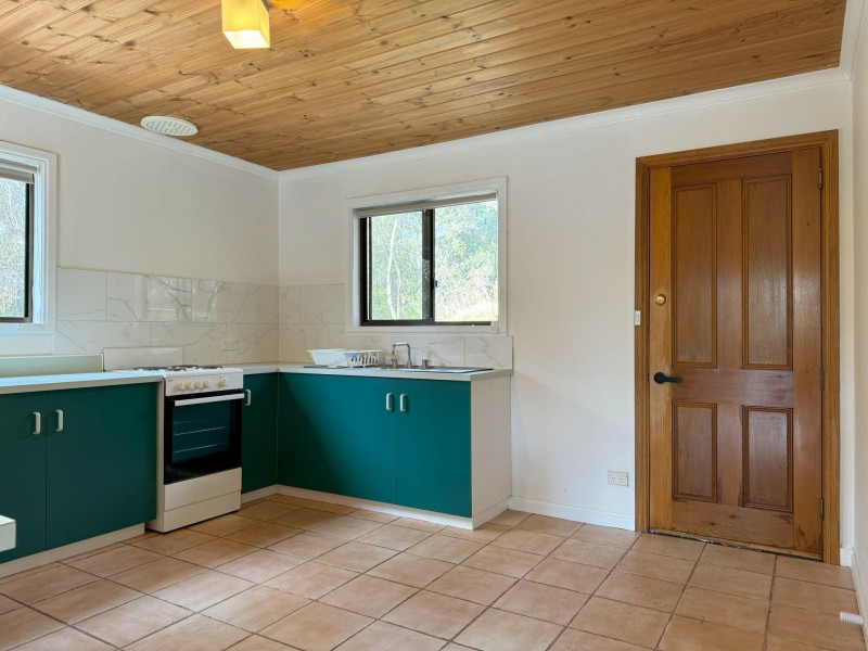 90 Harveys Farm Road, Bicheno TAS 7215