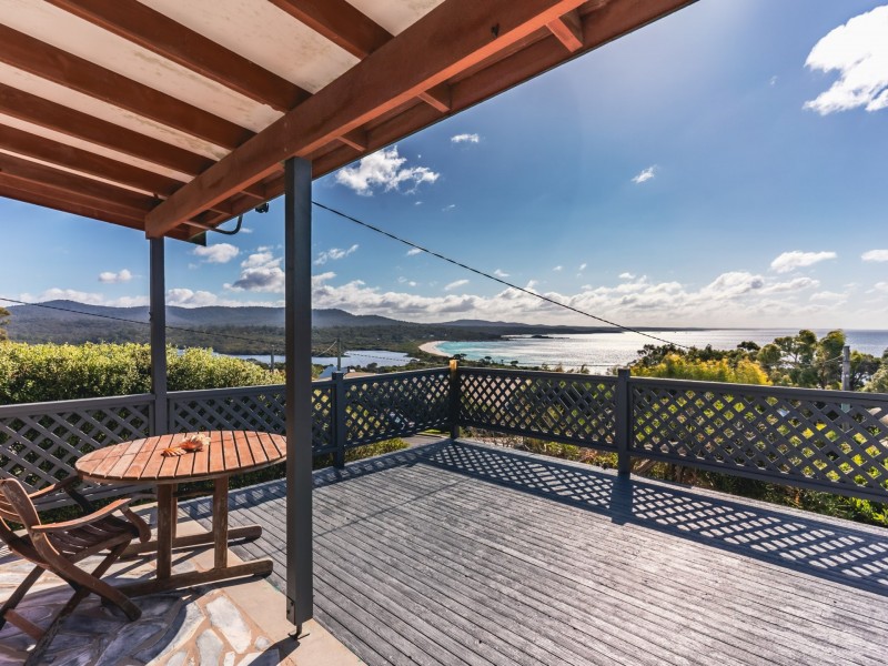 13 Coffey Drive, Binalong Bay TAS 7216