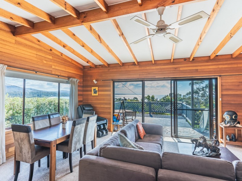 13 Coffey Drive, Binalong Bay TAS 7216