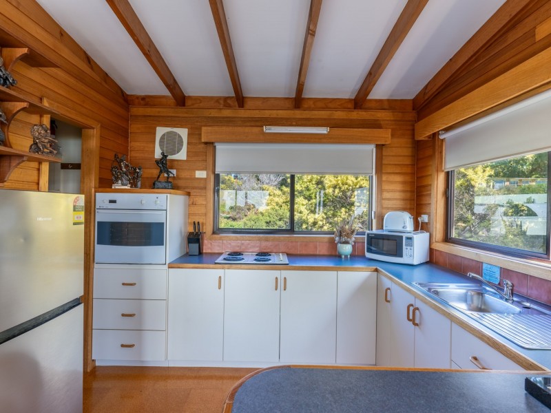 13 Coffey Drive, Binalong Bay TAS 7216