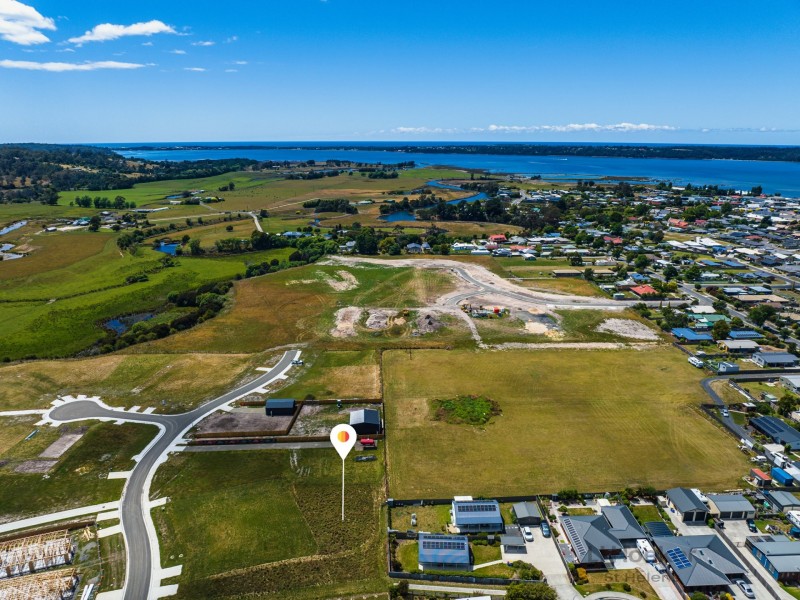 8 Annabel Drive, St Helens TAS 7216