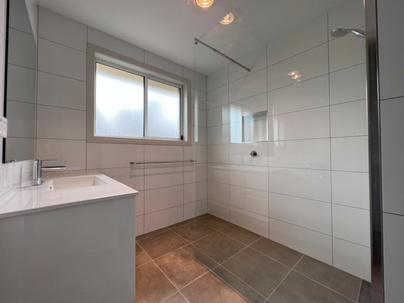 1/16-18 George Street, Scamander TAS 7215