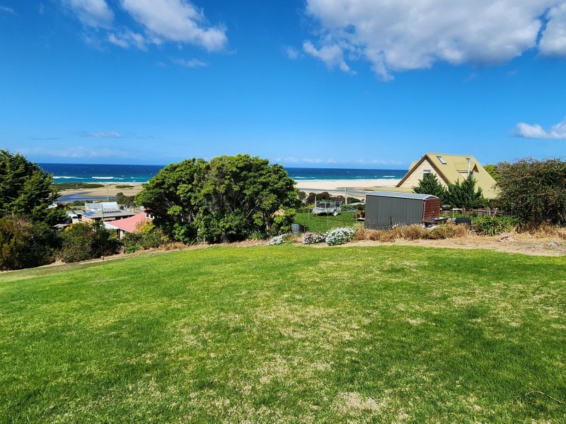 3 Heath Street, Scamander TAS 7215