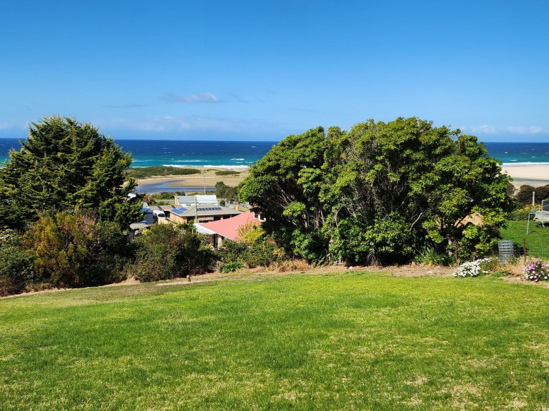 3 Heath Street, Scamander TAS 7215