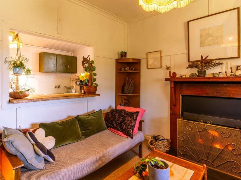 10 Edward Street, Cornwall TAS 7215