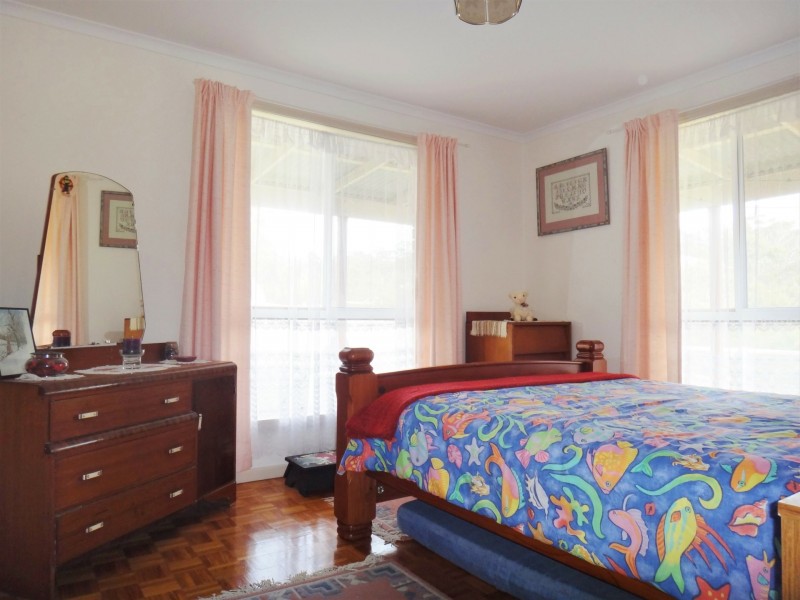 10 Cray Court, Binalong Bay TAS 7216