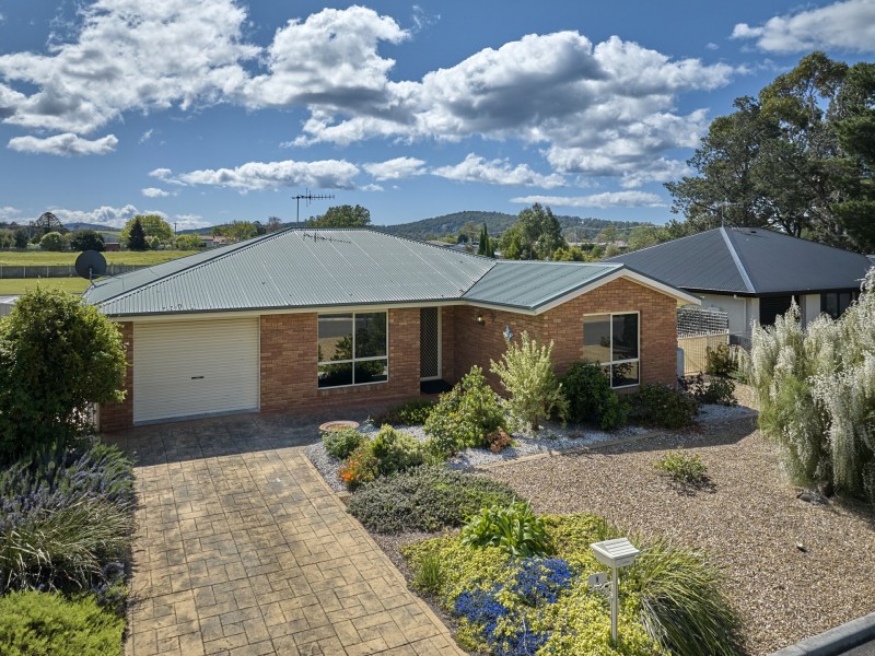 9 Nautilus Place, St Helens TAS 7216