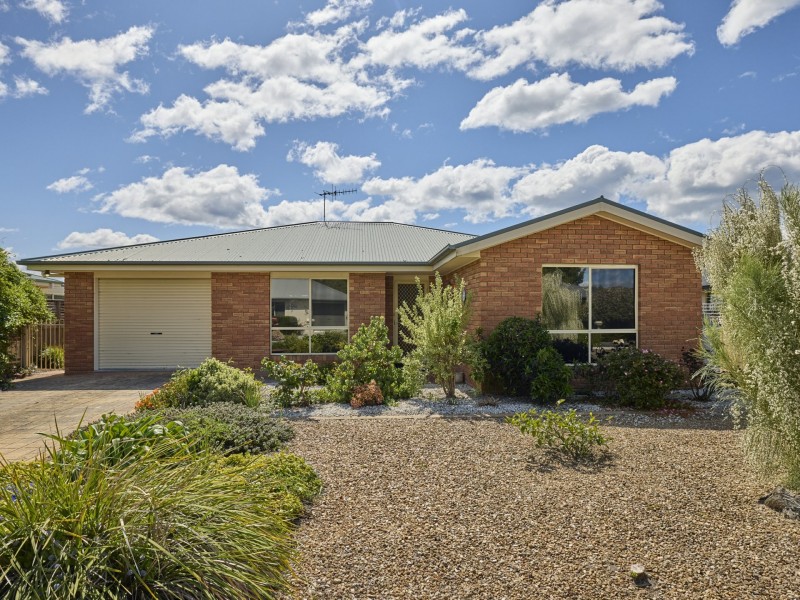 9 Nautilus Place, St Helens TAS 7216