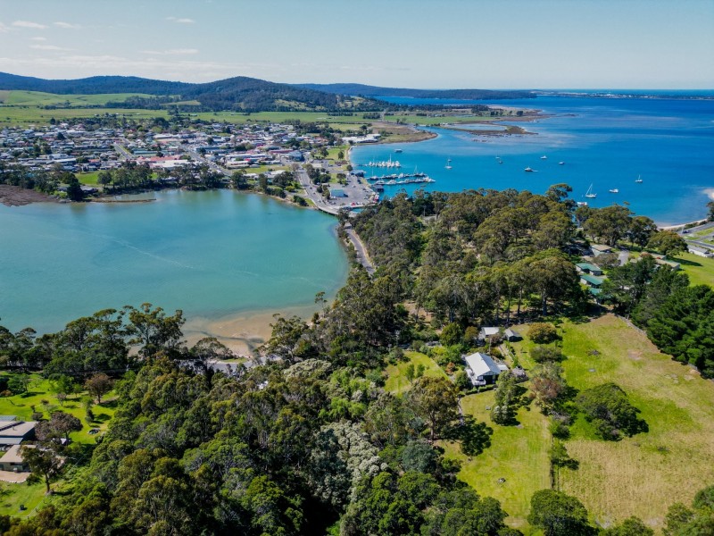 31 Medeas Cove Road, St Helens TAS 7216