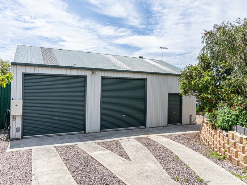 16 Bayvista Rise, St Helens TAS 7216