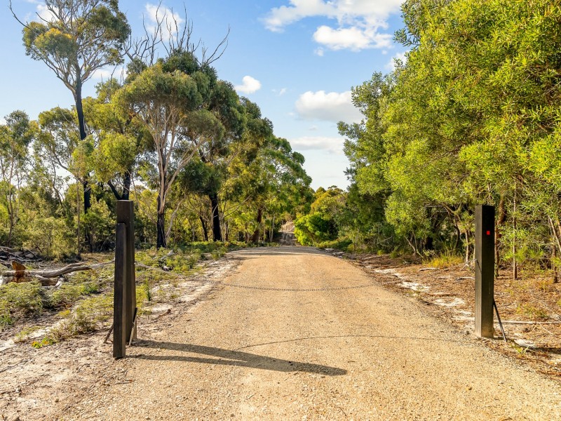 33 Upper Scamander Road, Scamander TAS 7215
