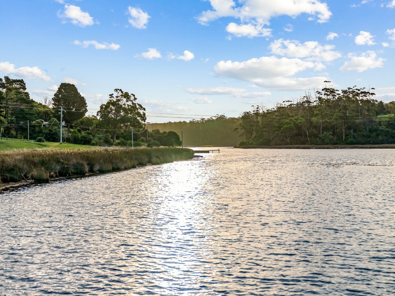 33 Upper Scamander Road, Scamander TAS 7215