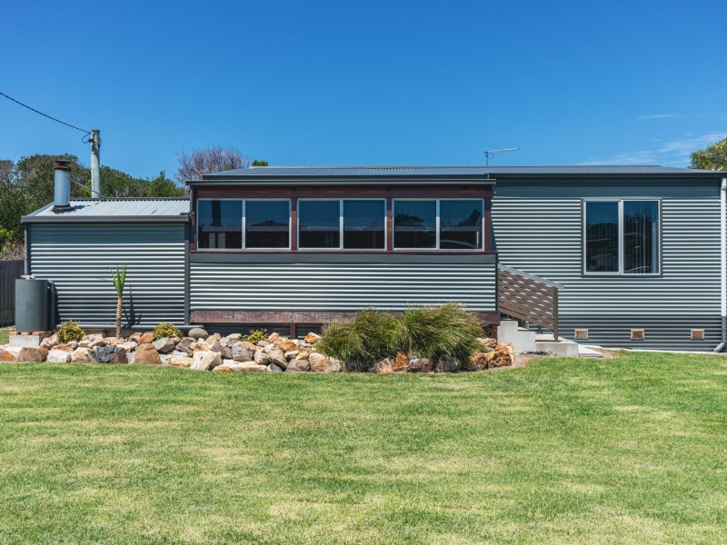 9 Scamander Ave, Scamander TAS 7215