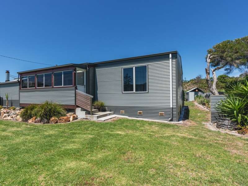 9 Scamander Ave, Scamander TAS 7215