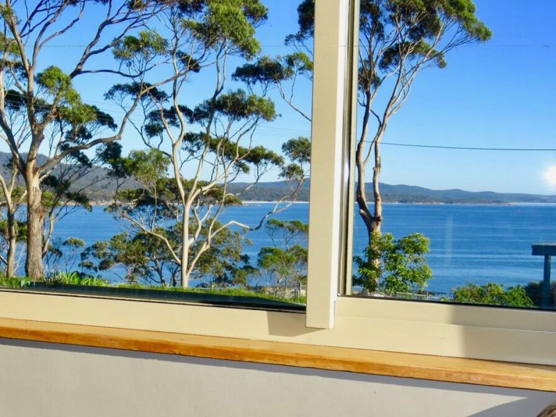 8 Bayview Avenue, Binalong Bay TAS 7216
