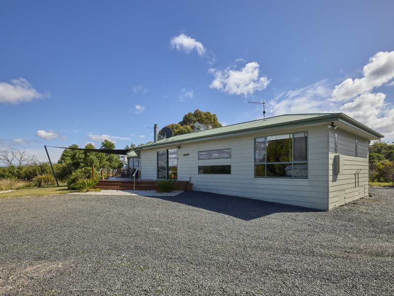 2002 Coles Bay Road, Coles Bay TAS 7215